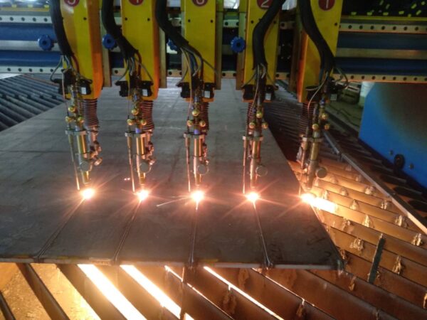 CNC CUTTING MACHINE1